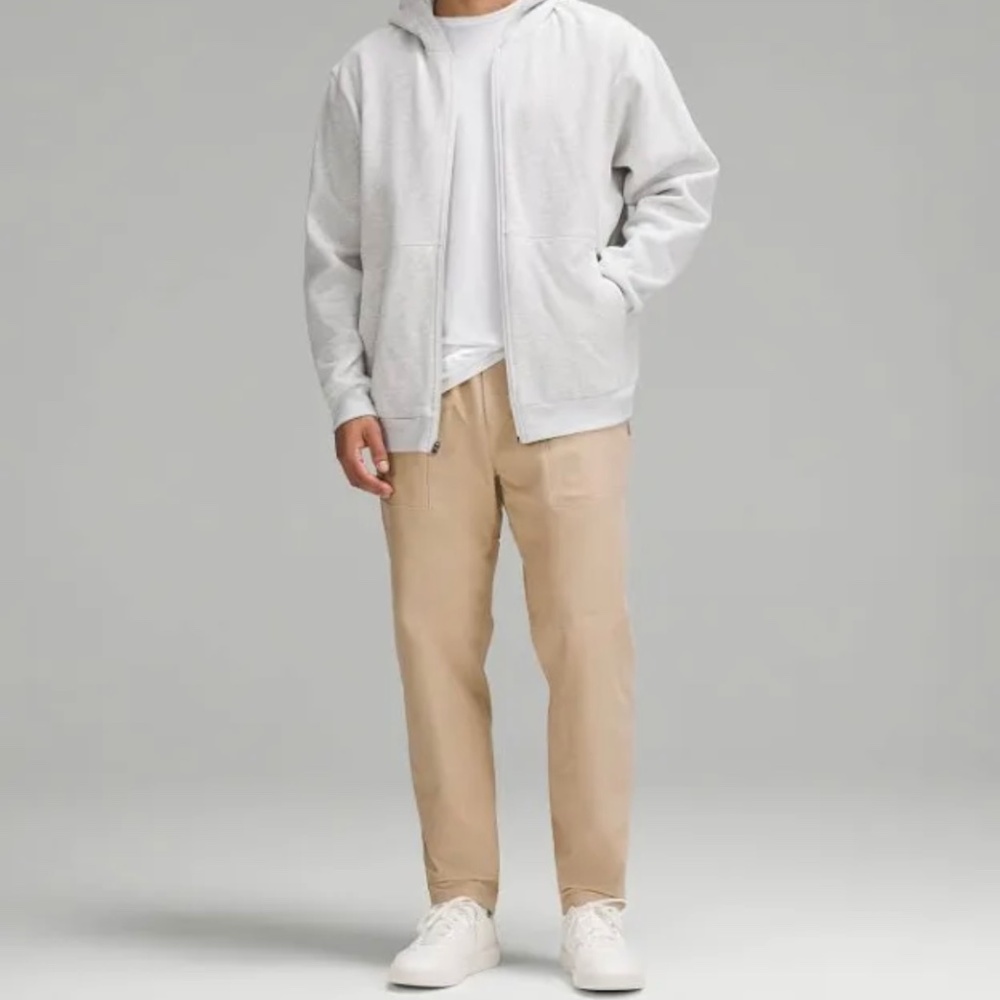 lululemon Men’s Utilitech Pull-On Classic Fit Pant